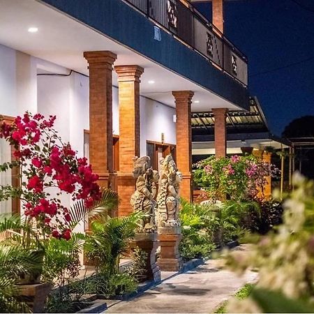 The Lonceng House By Sila Dharma Hotel Canggu Esterno foto
